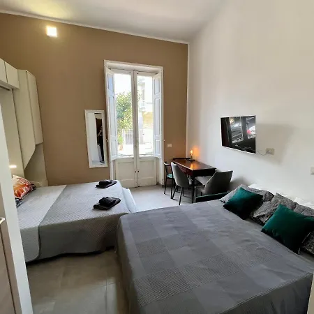 Tucci17 Apartament