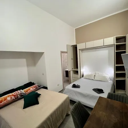 Tucci17 Apartment *