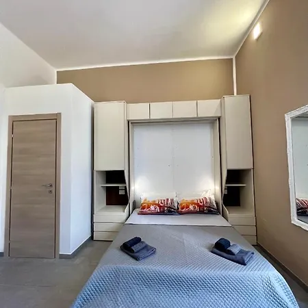 Tucci17 Apartment *